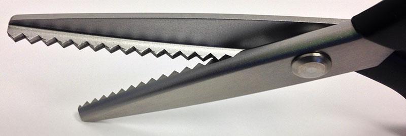 KAI 9" Pinking Shears