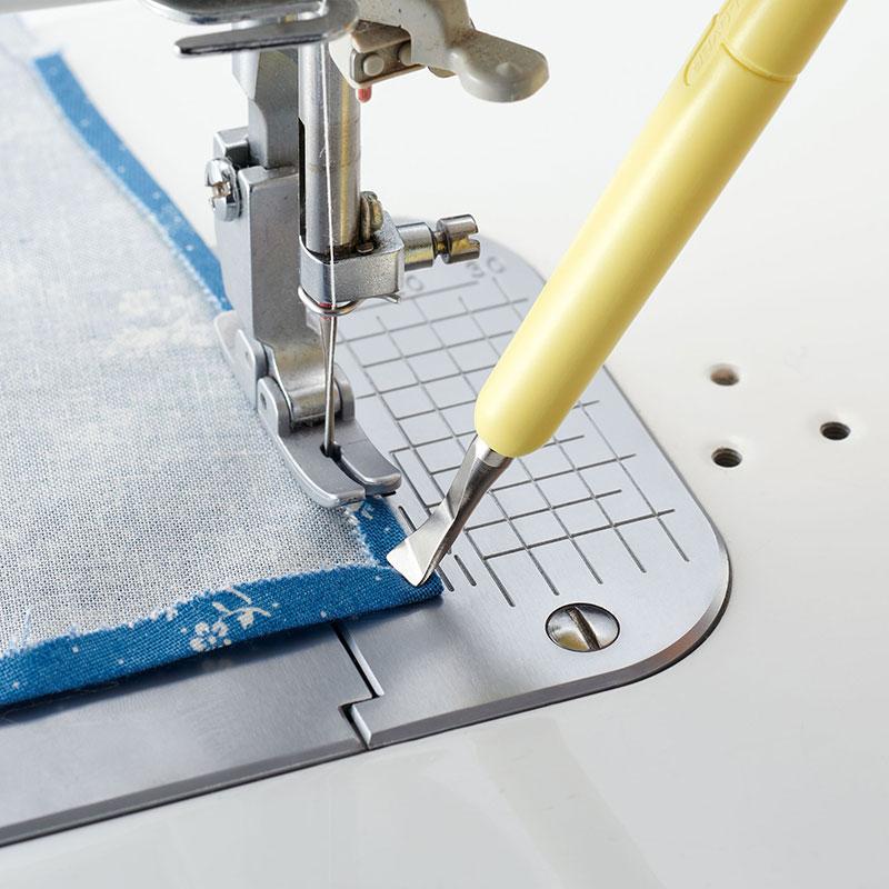 Metal Hera With Stylus by Clover