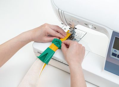 Fabric Tube Maker by Clover