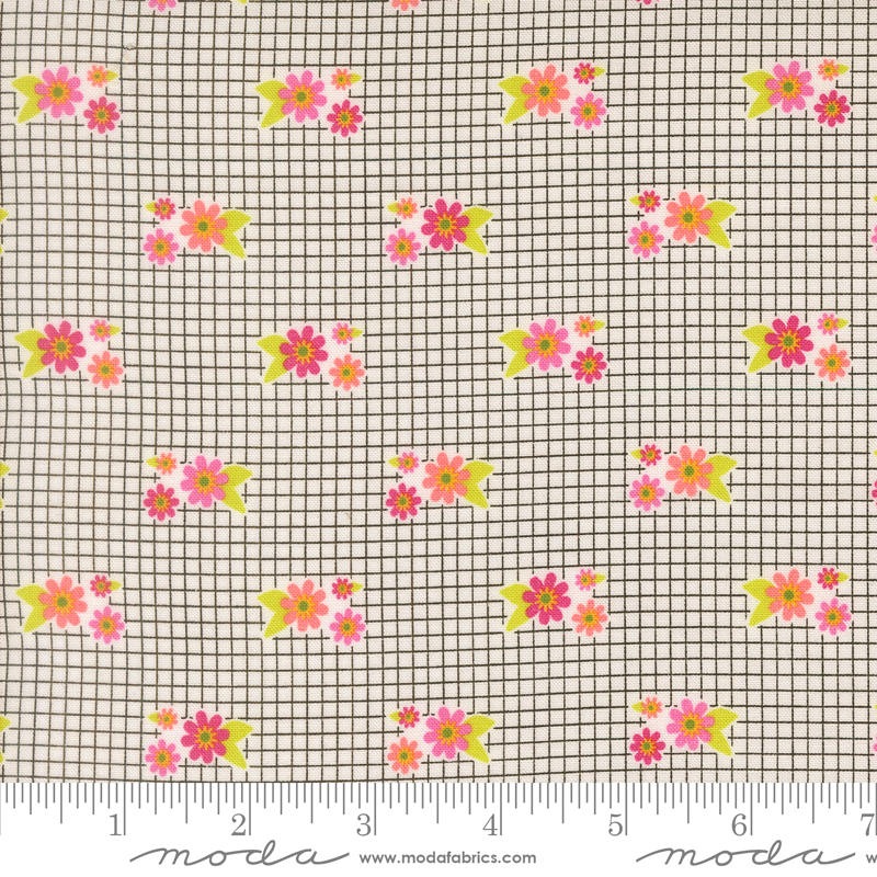 Makers Delight by Chrissy Lux - Tiny Floral in White