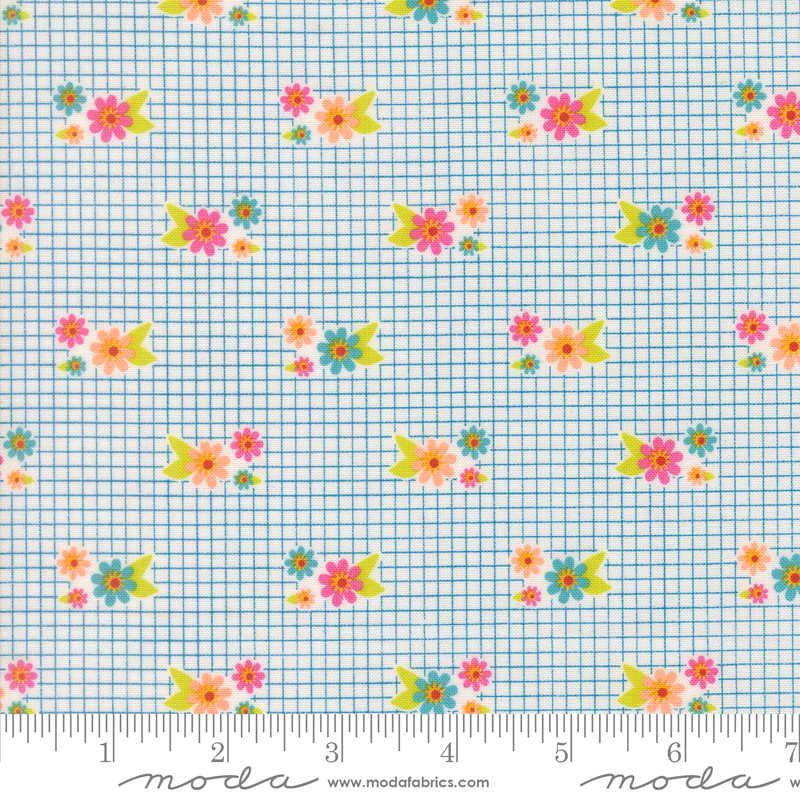 Makers Delight by Chrissy Lux - Tiny Floral in Breeze