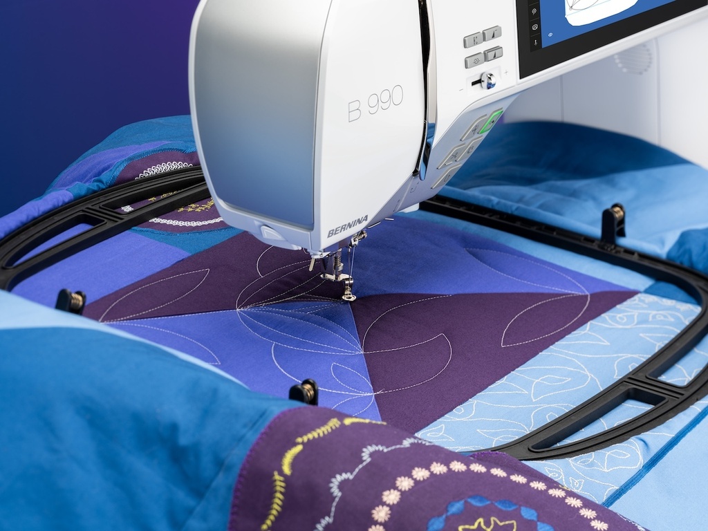 Bernina 990 Sewing & Embroidery Machine