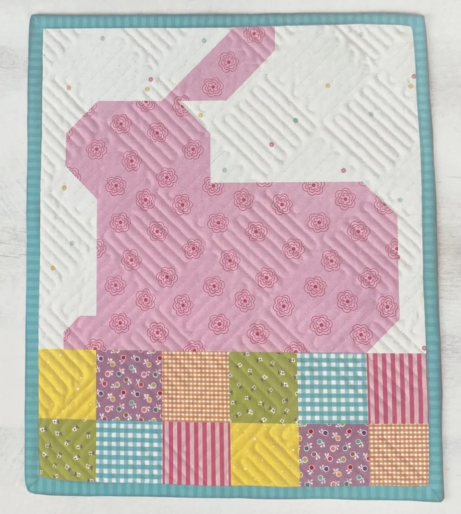 Tabletop Banner - Hoppy to Meet You from Riley Blake