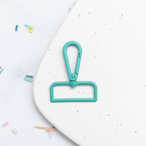 Swivel Snap Hooks 1-1/2" by Stitch Supply CO 2 Pack