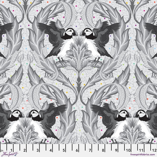 [PWTP260.WHISPER] Graywork by Tula Pink - Huffin & Puffin in Whisper
