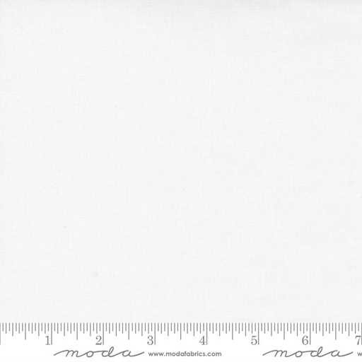 [9900 200S] Bella Silky Chantilly by Moda - Off White